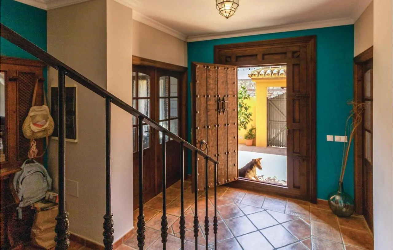 Nyaraló Nice Home In Benalmadena With 5 Bedrooms, Wifi And Outdoor Swimming Pool